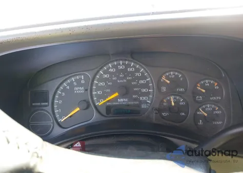 2000 Chevrolet Silverado 1500 Ls z USA, uszkodzony, nr VIN 2GCEC19V9Y1361972